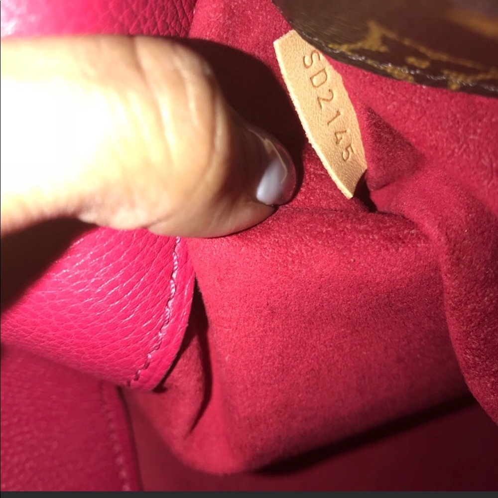 ❌SOLD❌Louis Vuitton Pallas Dahlia 💯Authentic - Picture 7 of 7